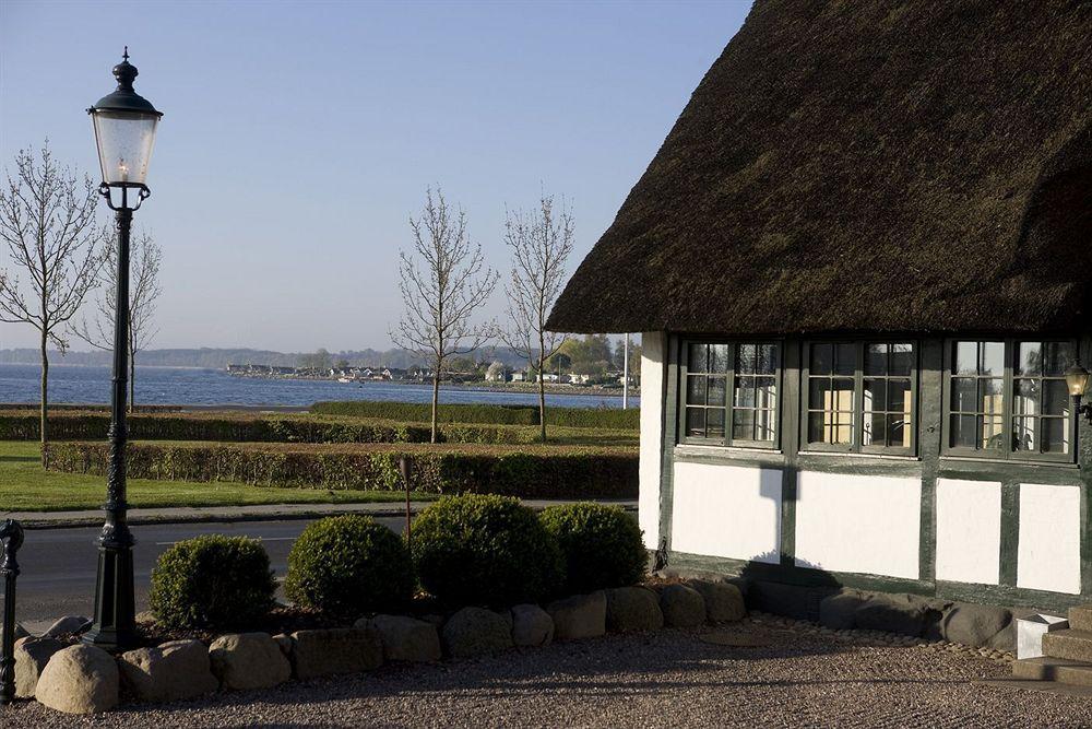 Munkebo Kro & Hotel Buitenkant foto